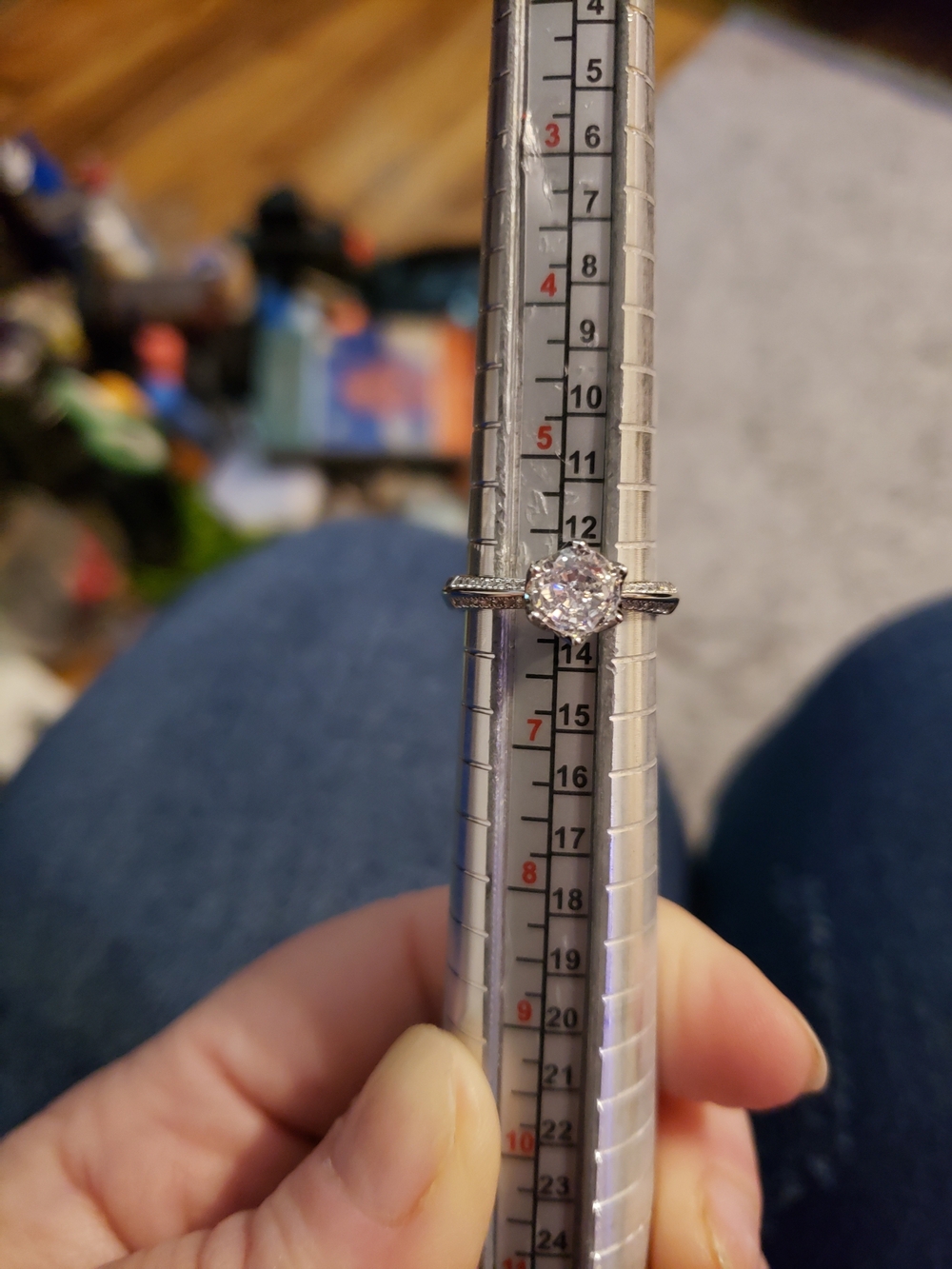 Classic Solitaire Engagement Ring in Silver 925 with Lab Grown Diamond